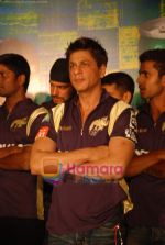 Shahrukh Khan ties up with XXX energy drink for Kolkatta Knight Riders and jersey launch in MCA on 9th March 2010 (49).JPG